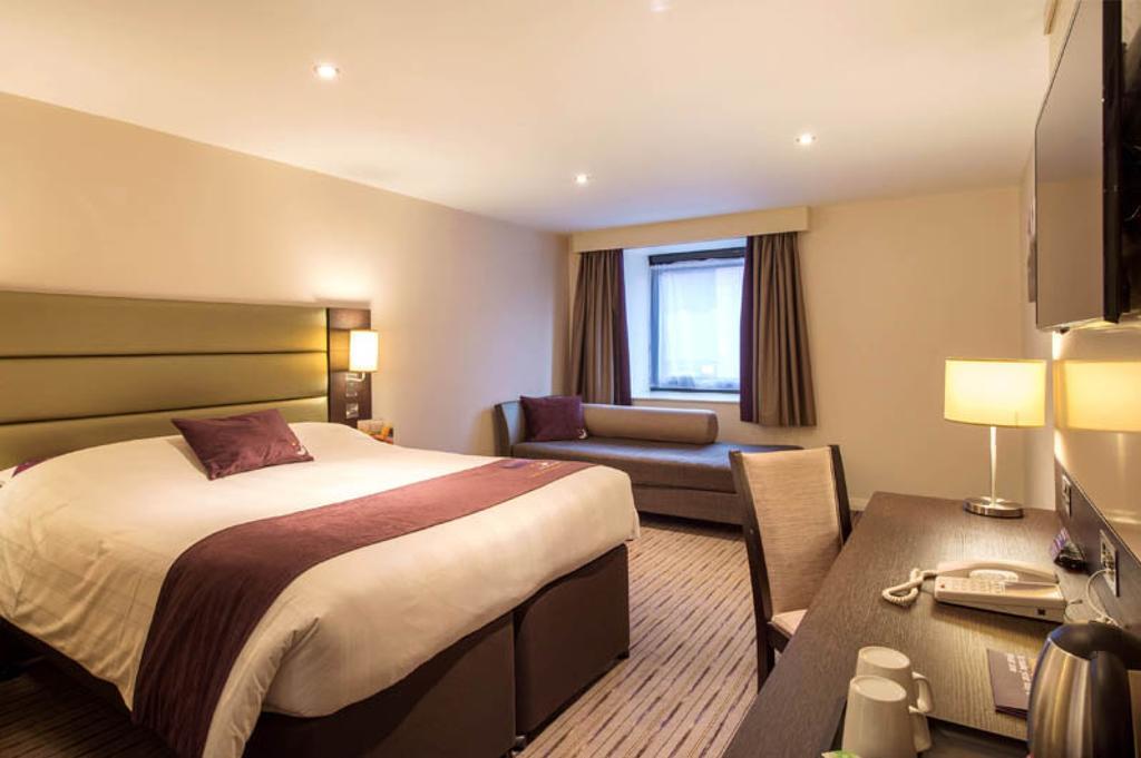 Premier Inn Liverpool City Centre - Moorfields Exteriör bild