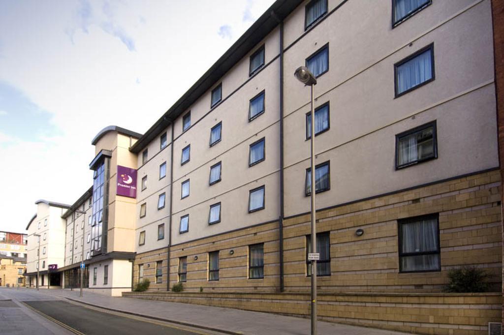 Premier Inn Liverpool City Centre - Moorfields Exteriör bild