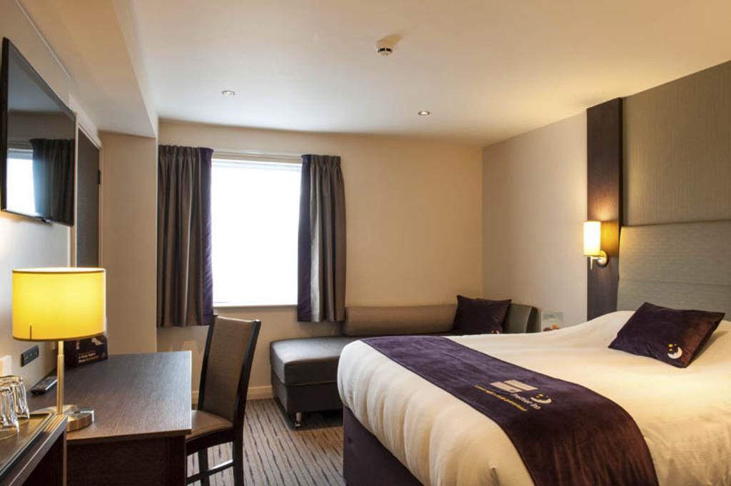 Premier Inn Liverpool City Centre - Moorfields Exteriör bild