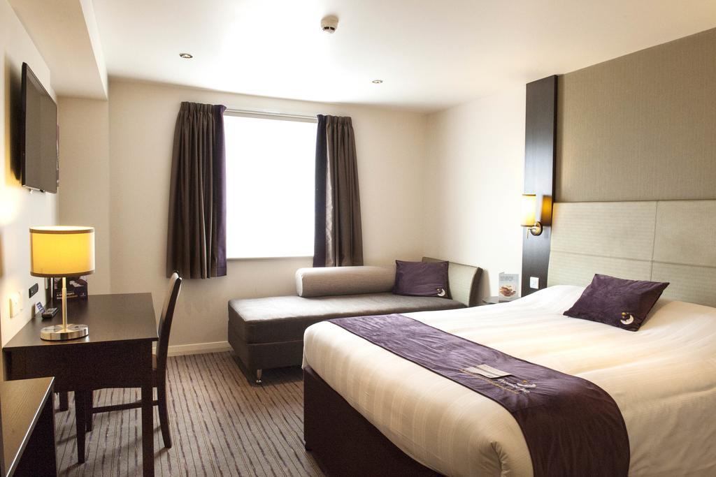 Premier Inn Liverpool City Centre - Moorfields Exteriör bild