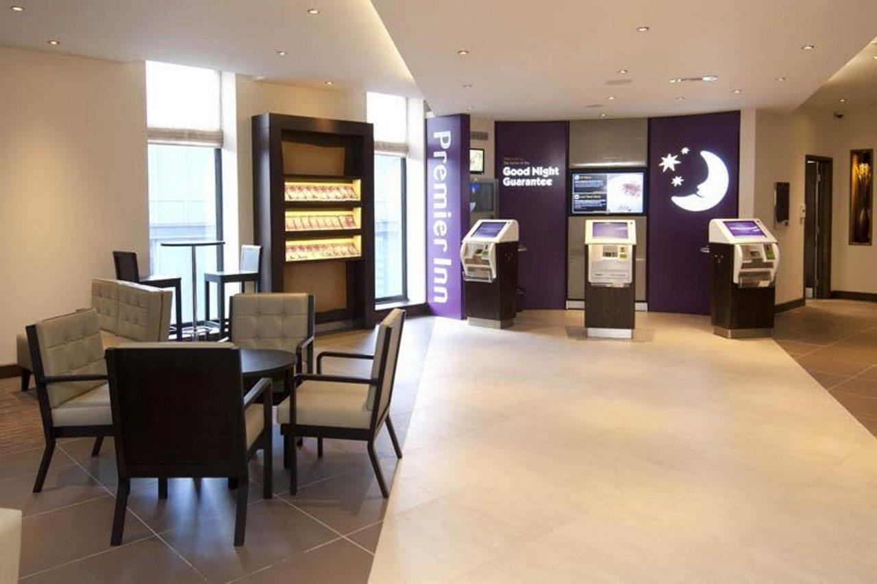 Premier Inn Liverpool City Centre - Moorfields Exteriör bild